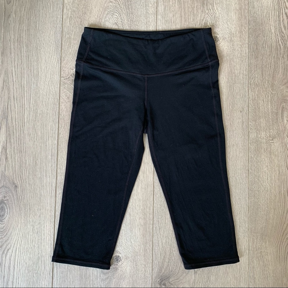 🧘‍♀️ Athleta Cropped Leggings - SM - Picture 2 of 7